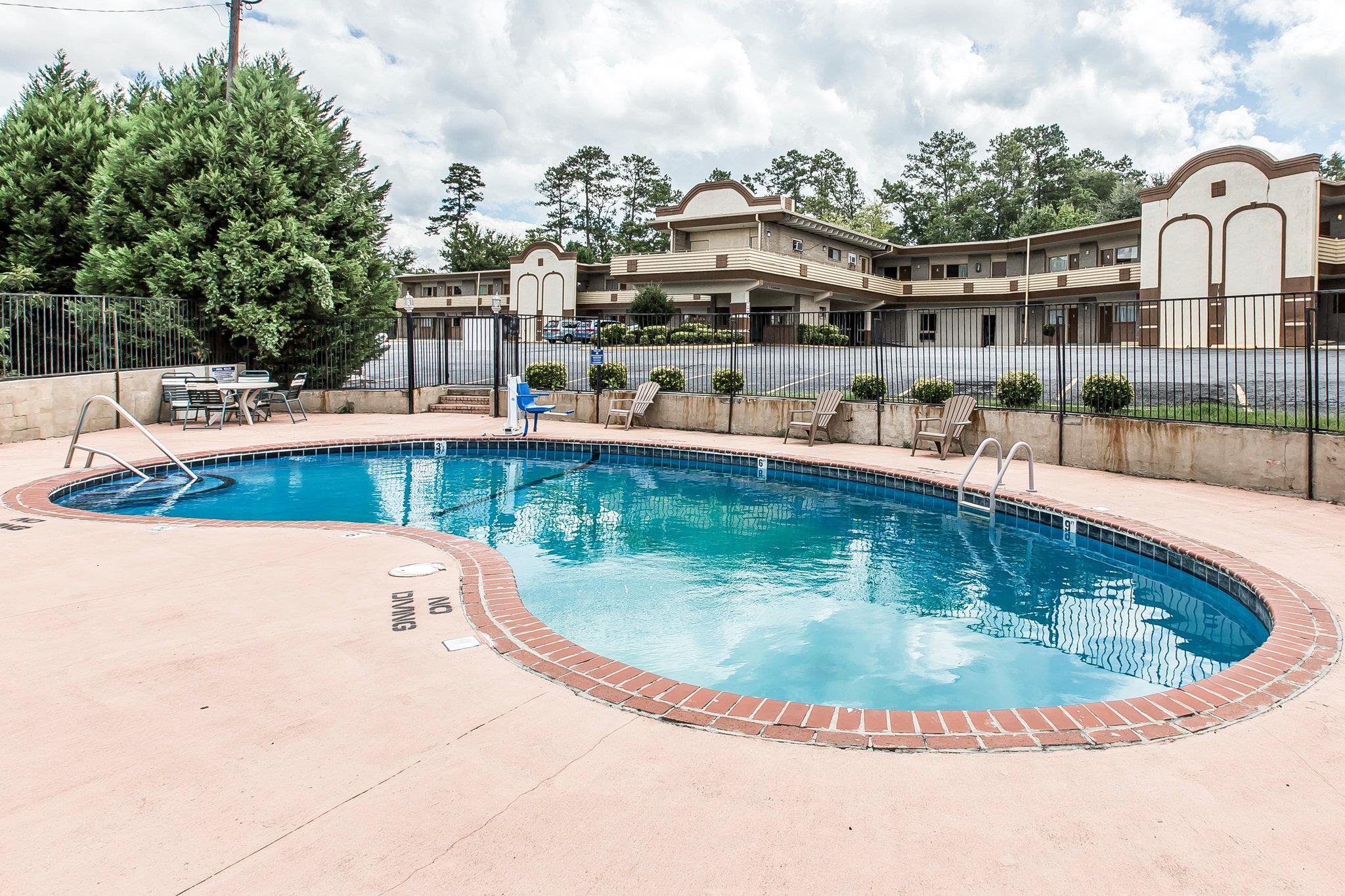 Econo Lodge Macon Exterior photo