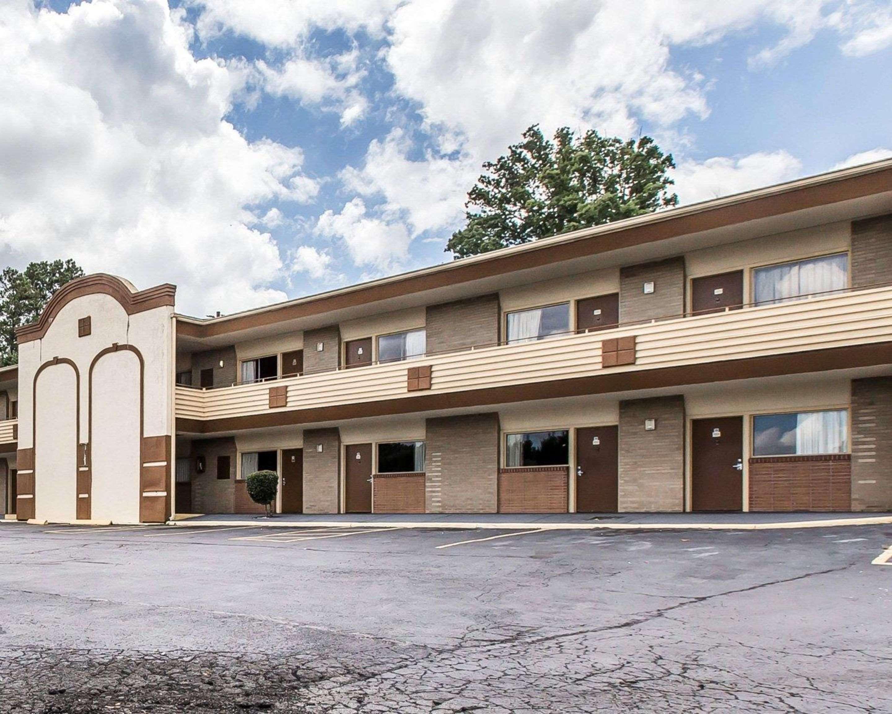 Econo Lodge Macon Exterior photo